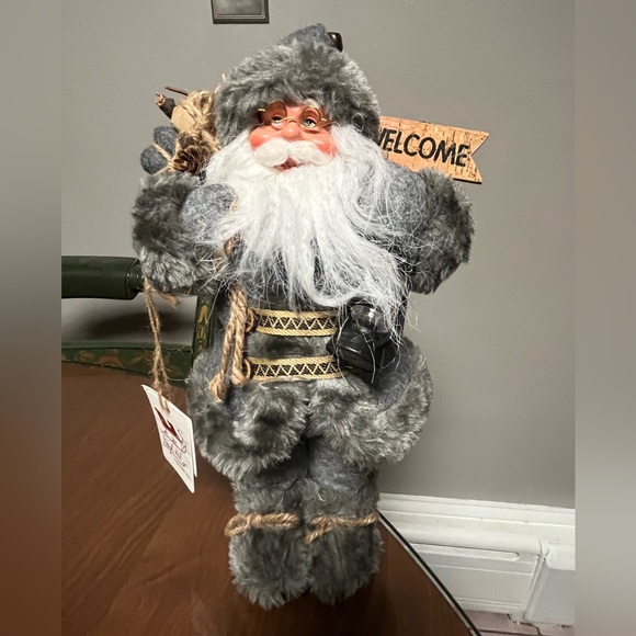 Sleigh Hill Trading Co Santa - Picture 1 of 6